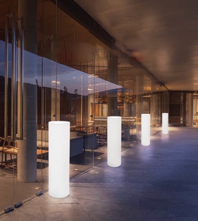 Светильник Цилиндр 25х100 питание от 220, RGB