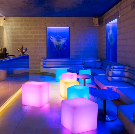 Светильник Куб 35 с питанием от АКБ, RGB