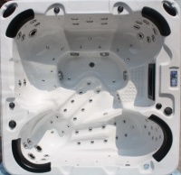 Гидромассажный бассейн Sunrans SR826 Гидромассажный бассейн Sunrans SR826